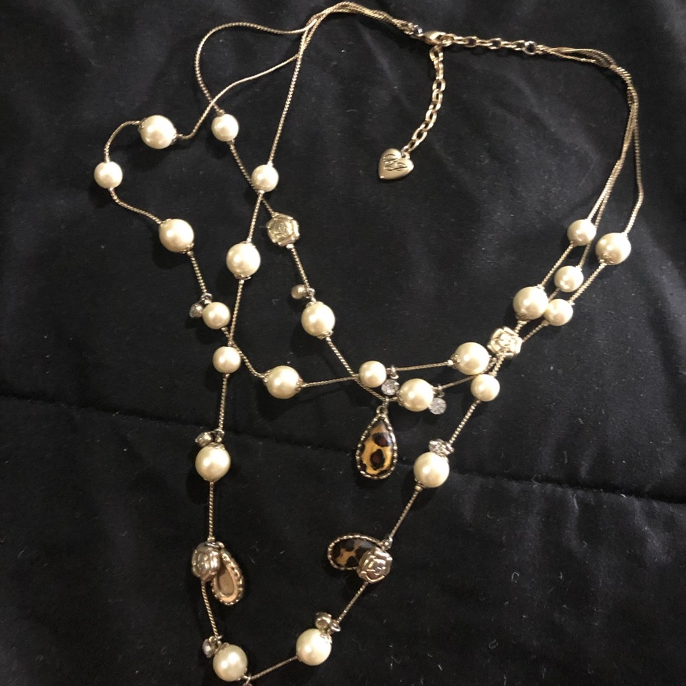 Betsey Johnson pearl and cheetah necklace